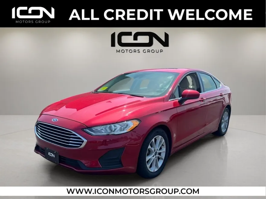 2020 Ford Fusion SE photo 1