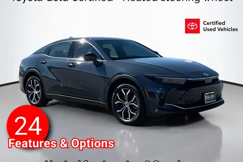 2026 Toyota Crown XLE photo 1