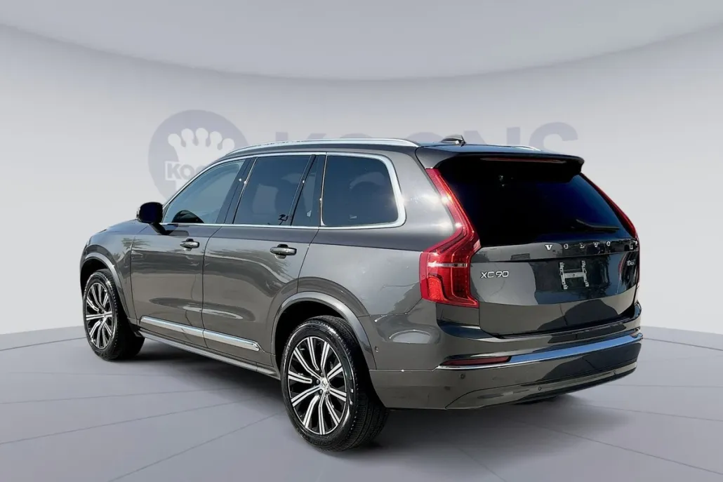 2024 Volvo XC90 Plus photo 1