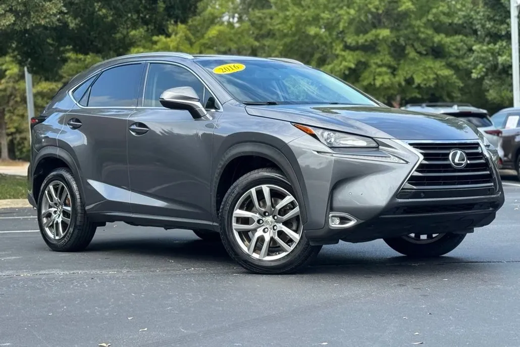 2016 Lexus NX 200t Premium photo 1