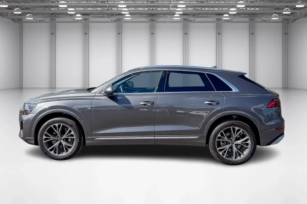 2025 Audi Q8 55 Premium photo 1