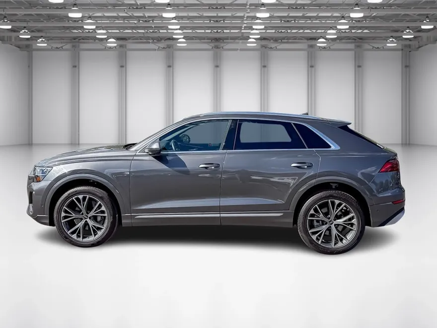 2025 Audi Q8 55 Premium photo 1