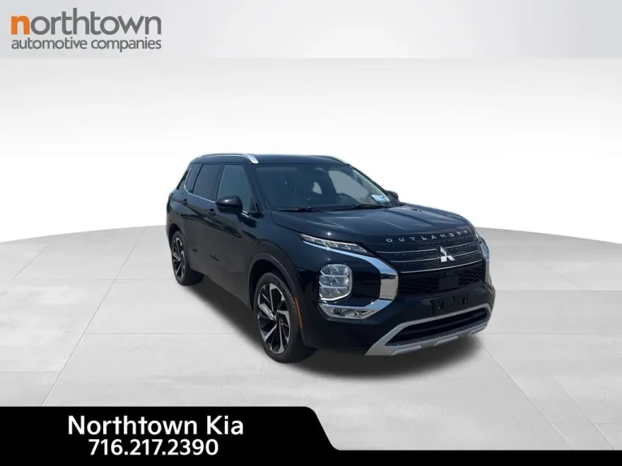 2022 Mitsubishi Outlander SEL photo 1
