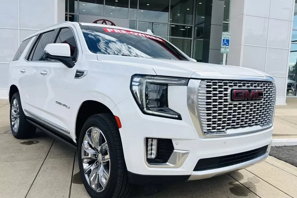 2021 Gmc Yukon Denali photo 1