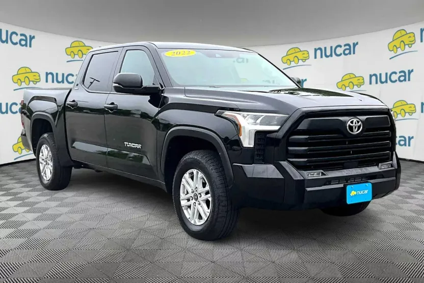2022 Toyota Tundra SR5 photo 1