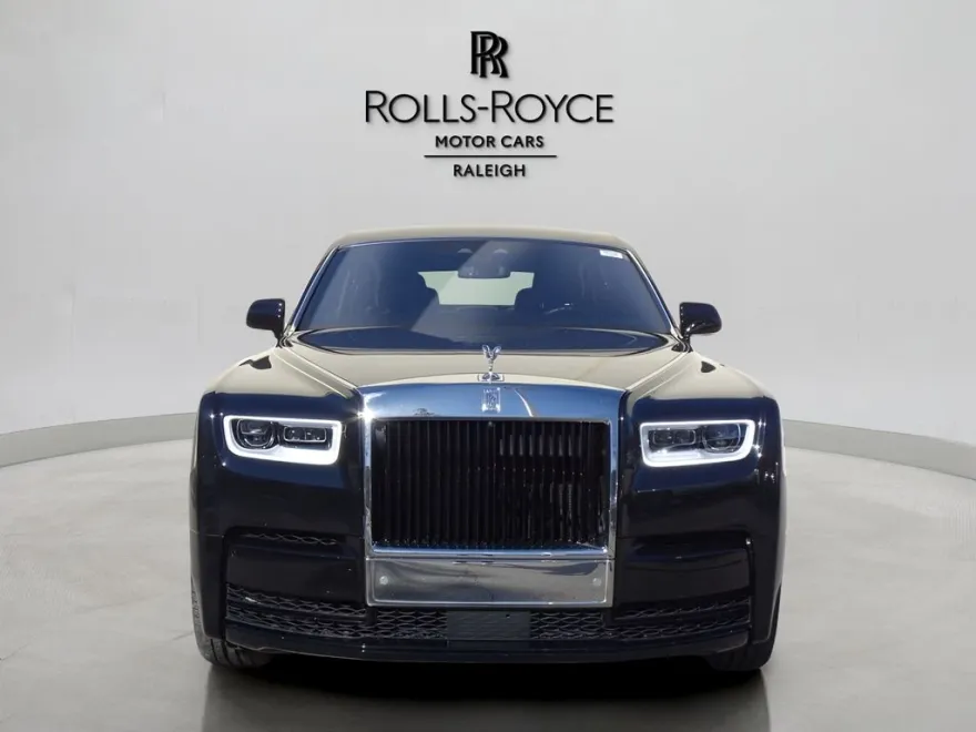 2021 Rolls Royce Phantom photo 4