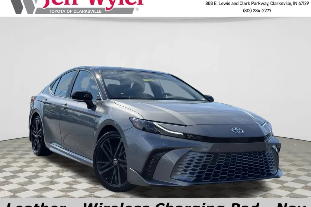2025 Toyota Camry XSE photo 1