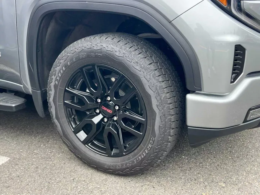 2024 Gmc Sierra 1500 Elevation photo 1