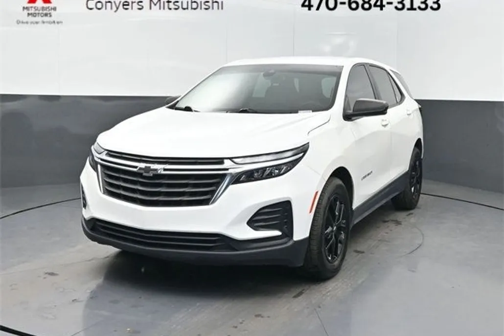 2022 Chevrolet Equinox LS photo 1