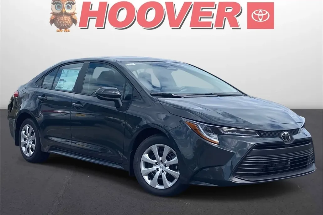 2026 Toyota Corolla LE photo 1