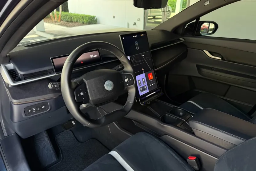 2023 Fisker Ocean Extreme photo 1