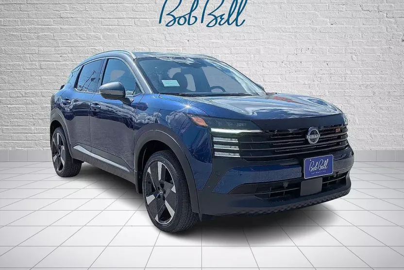 2025 Nissan Kicks SR photo 1