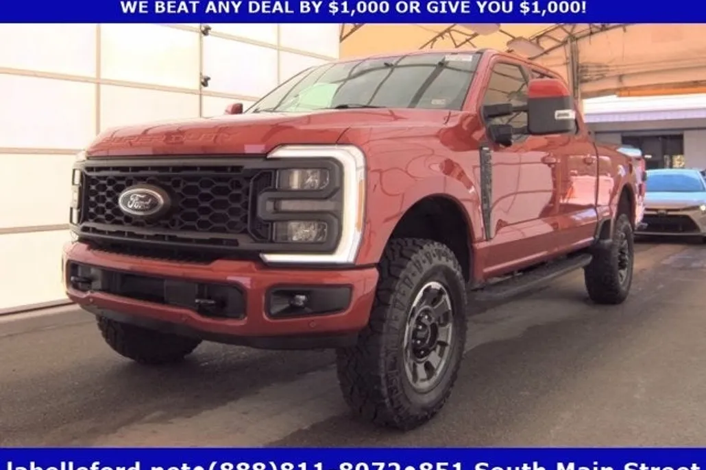 2023 Ford F-250 Lariat photo 1