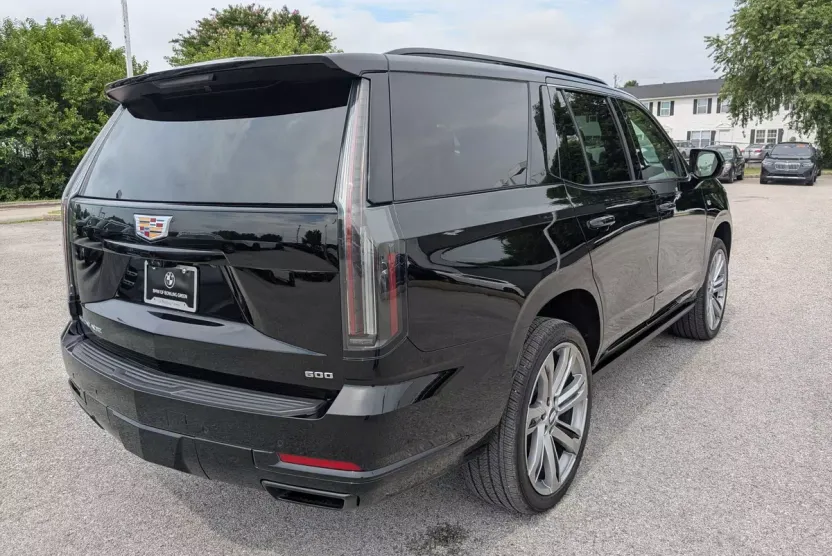 2025 Cadillac Escalade Sport Platinum photo 1