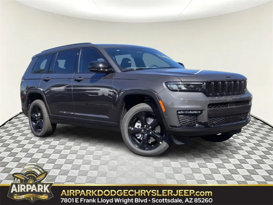 2025 Jeep Grand Cherokee Limited photo 1