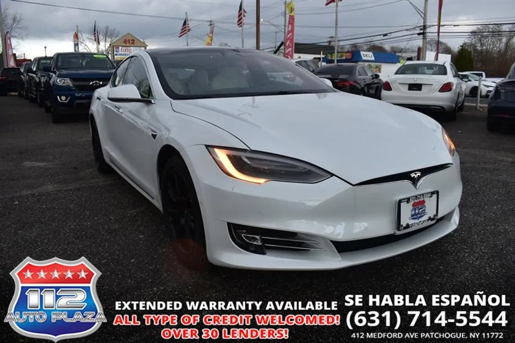2020 Tesla Model S photo 1