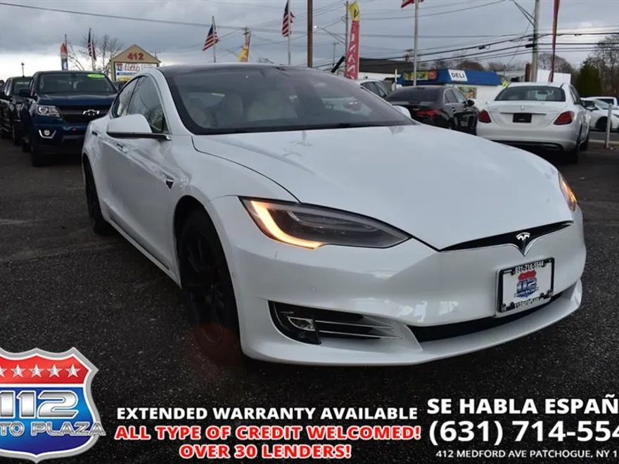2020 Tesla Model S photo 1