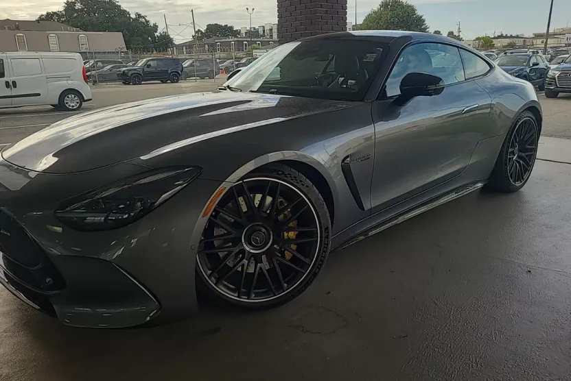 2025 Mercedes Benz AMG GT photo 1