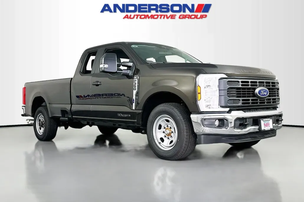 2024 Ford F-350 XL photo 1