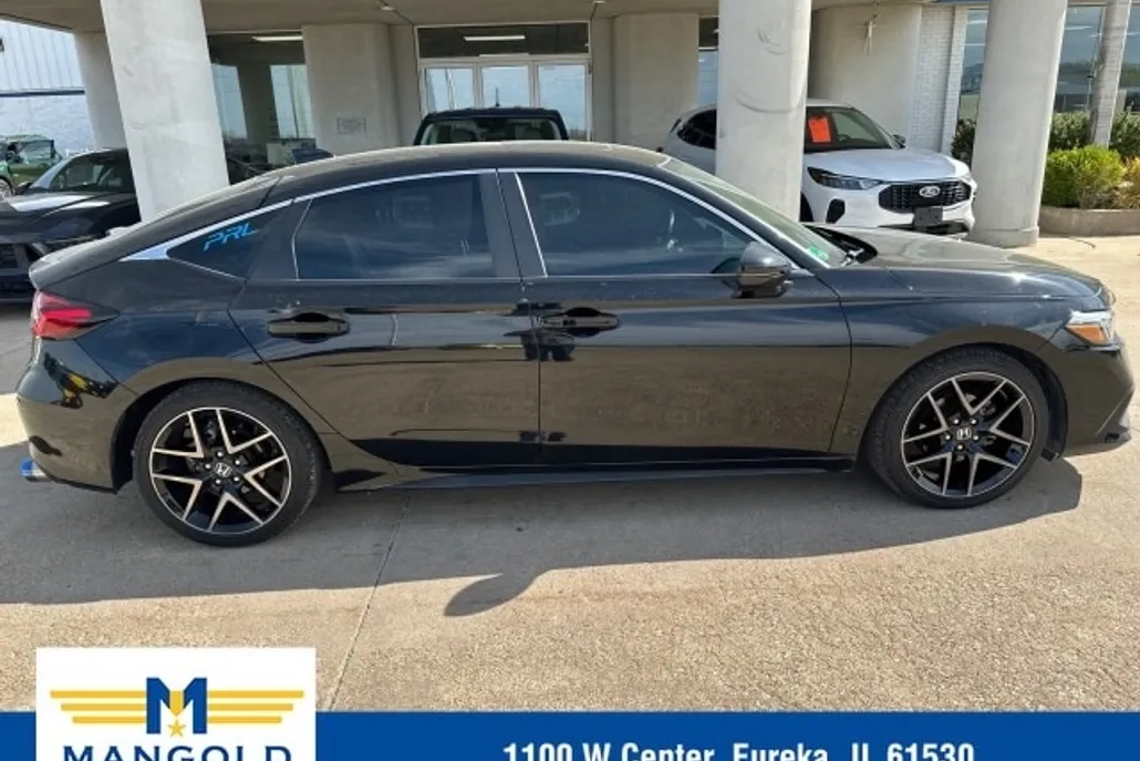 2022 Honda Civic Sport Touring photo 1