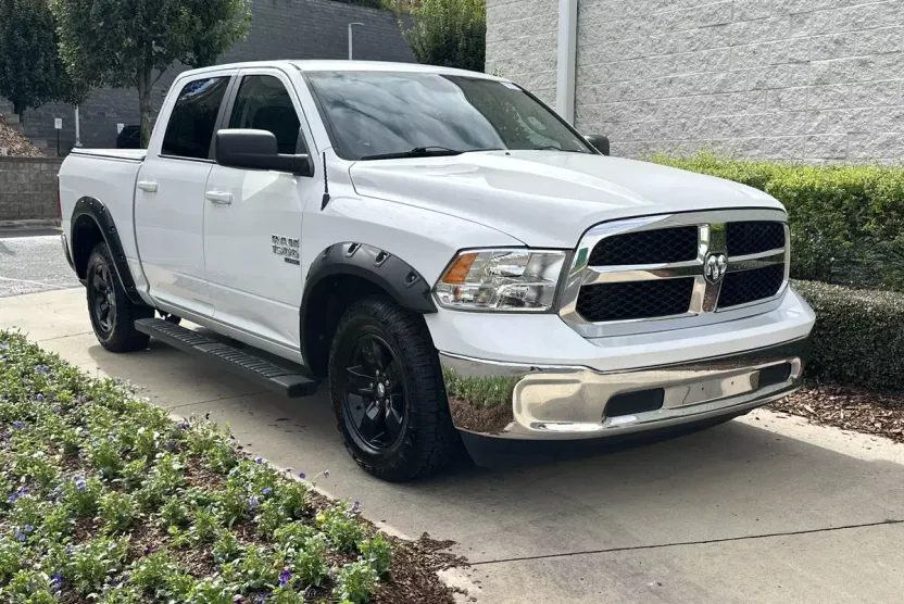 2021 Ram 1500 Classic SLT photo 1
