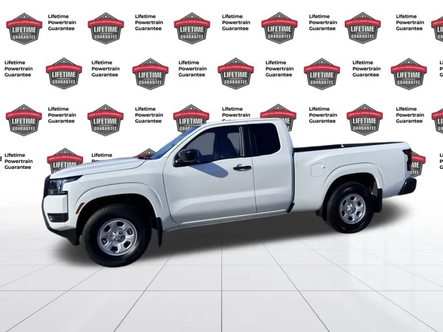 2025 Nissan Frontier S King Cab photo 1