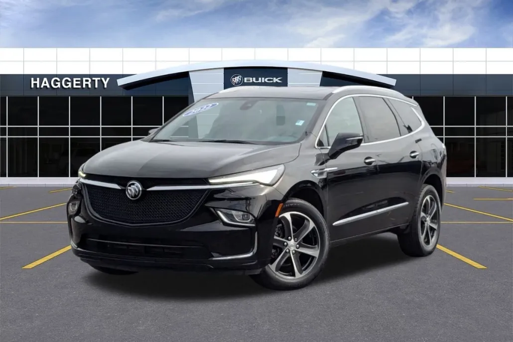 2022 Buick Enclave Essence photo 1