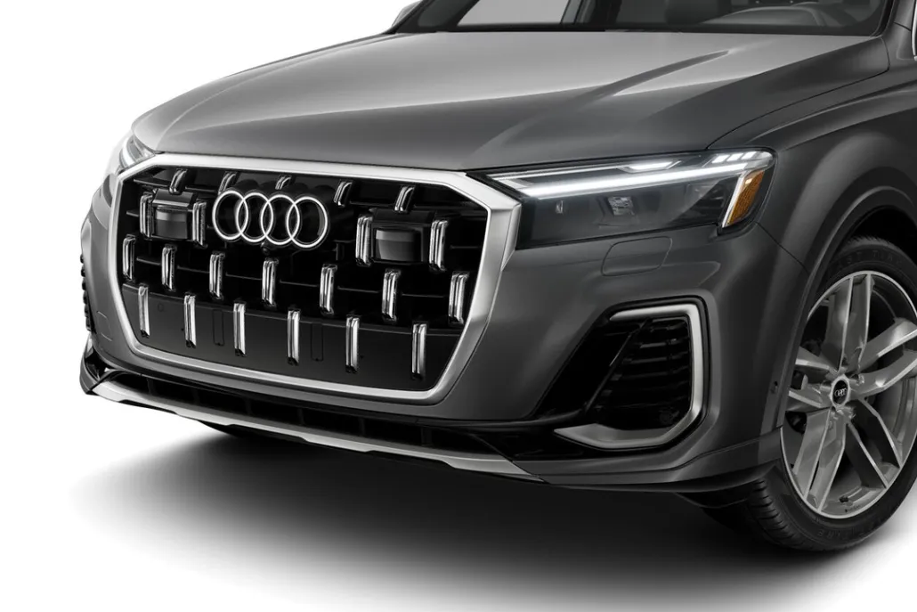 2025 Audi Q7 55 Premium Plus photo 1