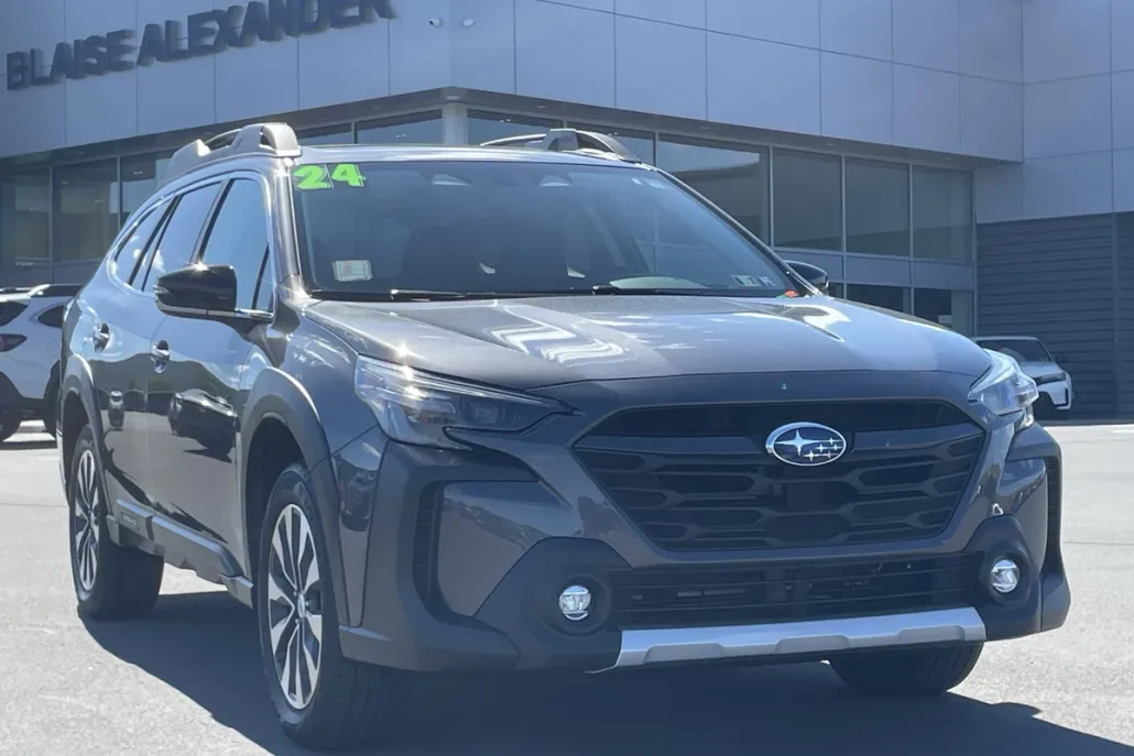 2024 Subaru Outback Limited XT photo 1