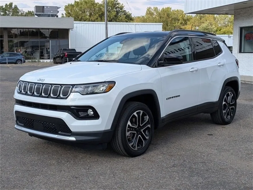 2022 Jeep Compass Limited photo 1