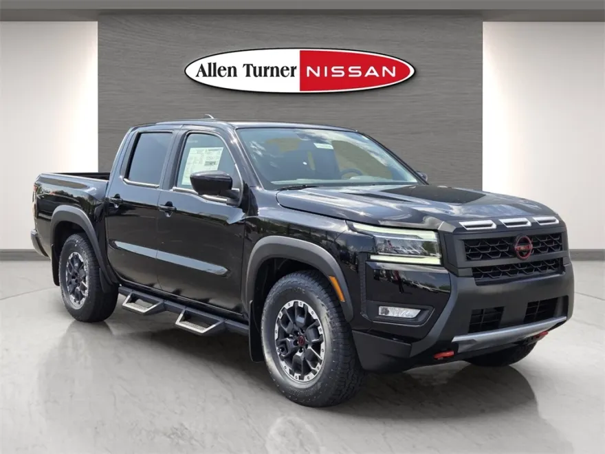 2025 Nissan Frontier Crew Cab PRO-X photo 1