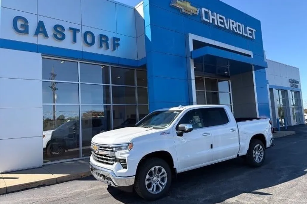 2026 Chevrolet Silverado 1500 LTZ photo 1