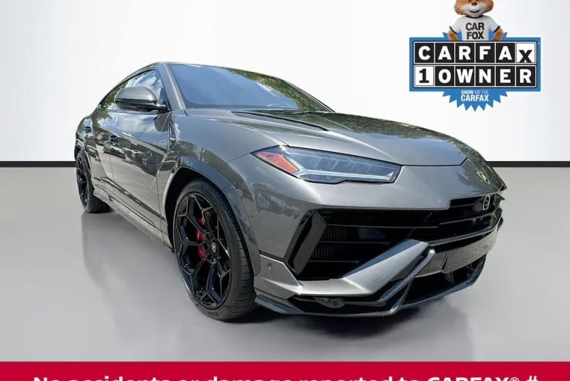 2024 Lamborghini Urus Performante photo 1