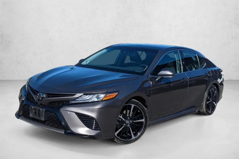 2018 Toyota Camry XSE V6 photo 1