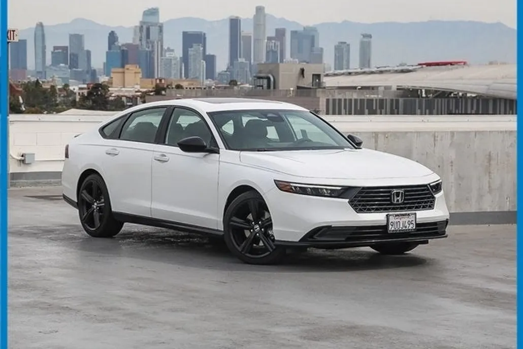 2025 Honda Accord Hybrid Sport-L photo 1