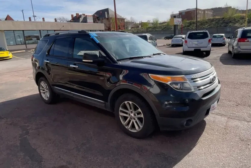 2014 Ford Explorer XLT Sport photo 1