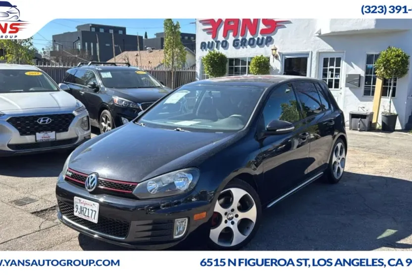 2013 Volkswagen Golf GTI Wolfsburg Edition photo 1