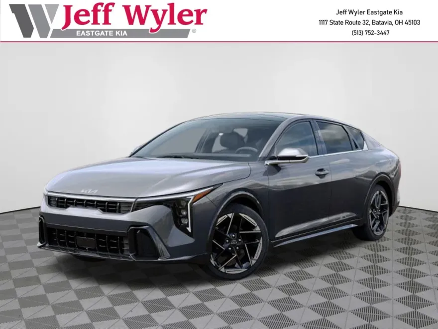 2025 Kia K4 GT-Line photo 1