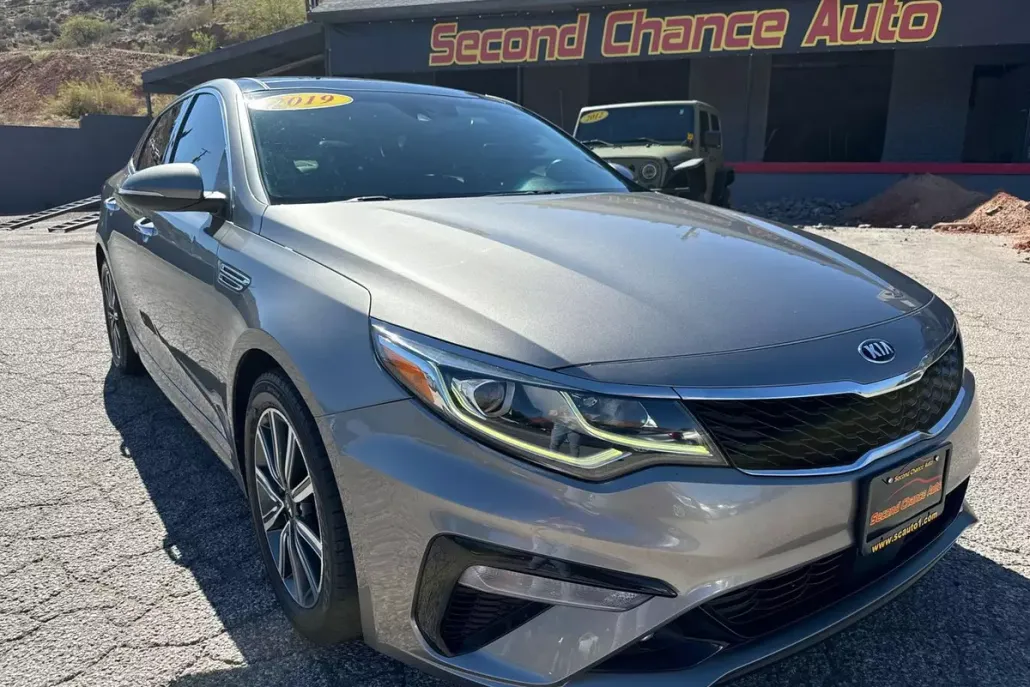 2019 Kia Optima EX Turbo photo 1