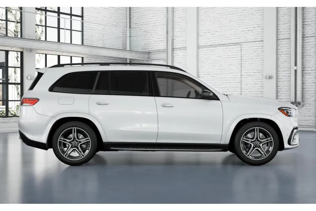 2026 Mercedes Benz GLS 450 4MATIC photo 1