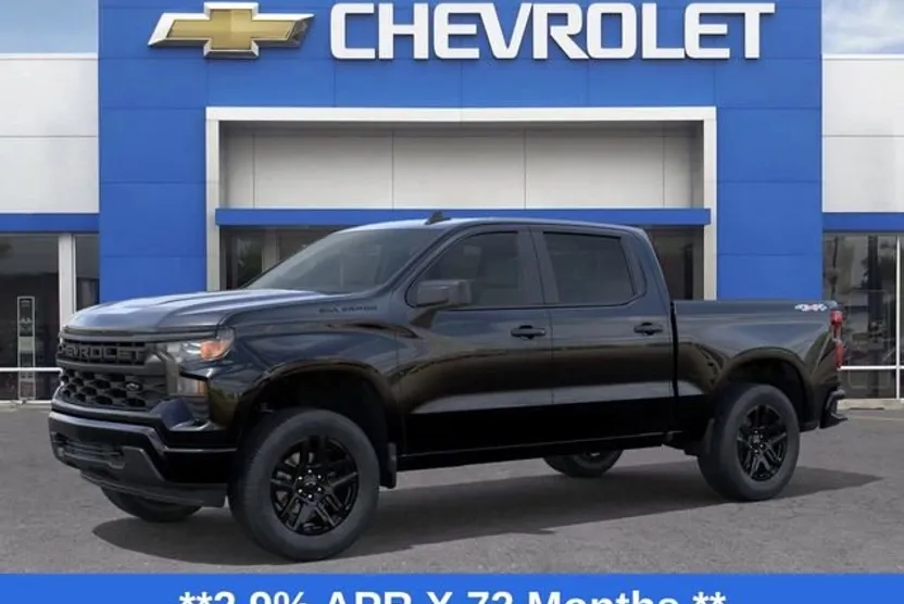 2026 Chevrolet Silverado 1500 Custom photo 1
