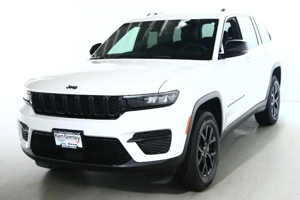 2025 Jeep Grand Cherokee Altitude X photo 1