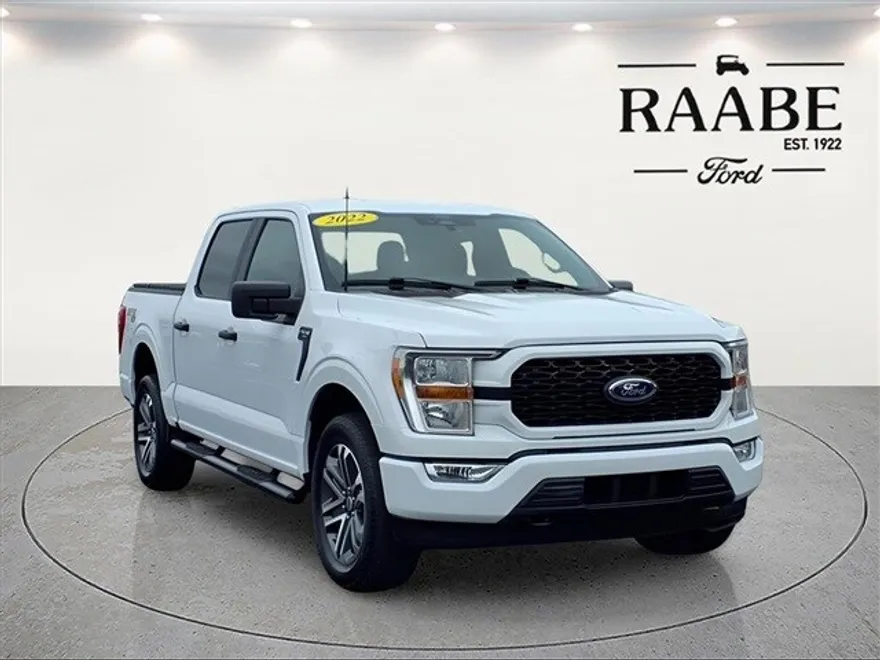 2022 Ford F-150 XL photo 1