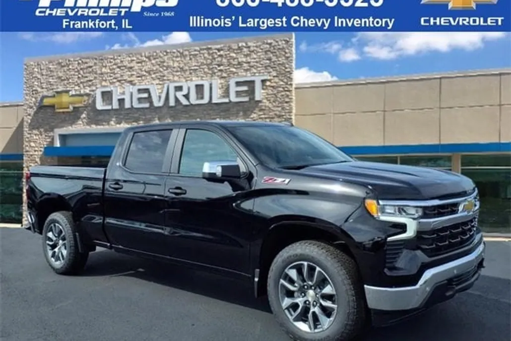 2026 Chevrolet Silverado 1500 LT photo 1