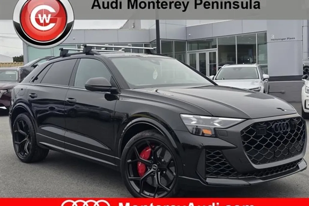 2025 Audi RS Q8 photo 1