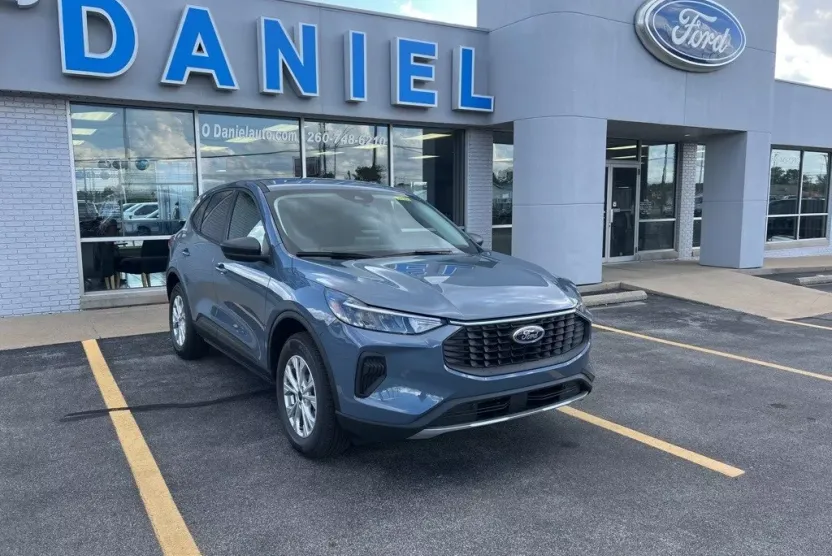 2025 Ford Escape Active photo 1