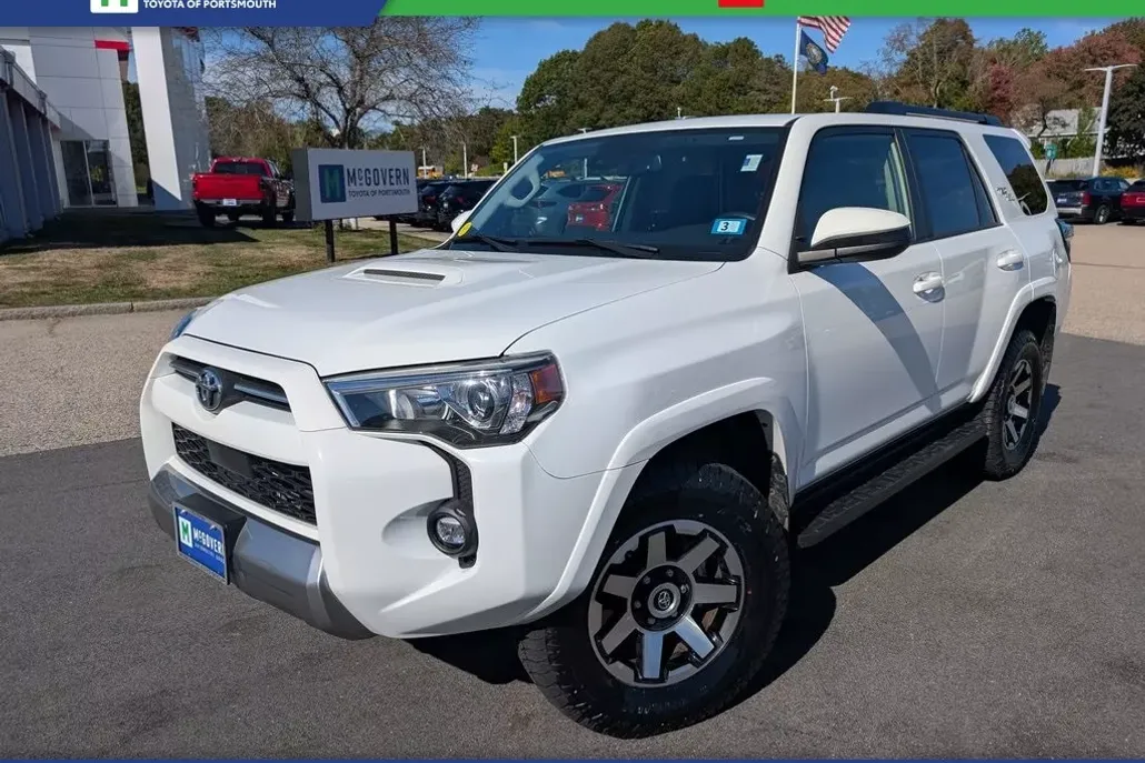 2024 Toyota 4Runner TRD Off-Road photo 1