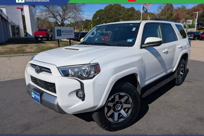 2024 Toyota 4Runner TRD Off-Road photo 1