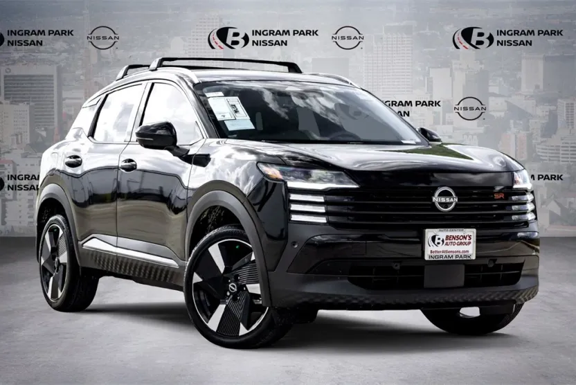 2026 Nissan Kicks SR photo 1