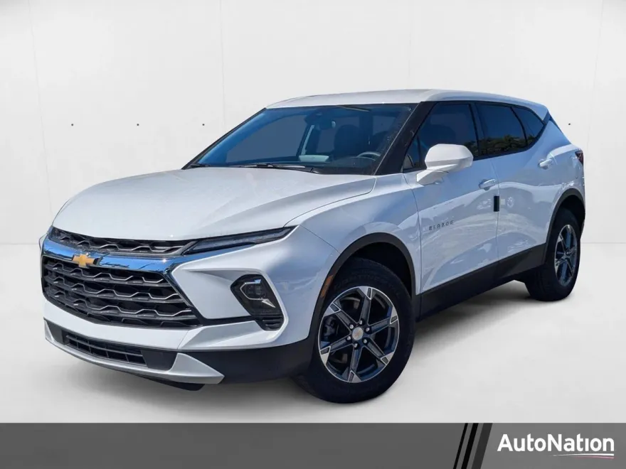 2025 Chevrolet Blazer 2LT photo 1